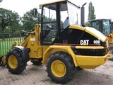 Chargeuse compacte sur pneus Caterpillar 908 