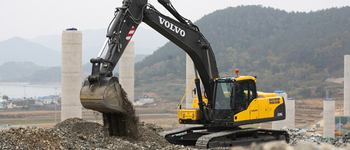 Volvo EC240