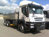 Camion benne PL Iveco Trakker