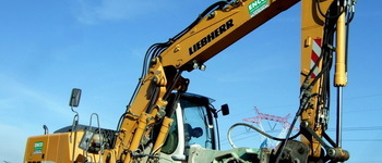 Liebherr A 900