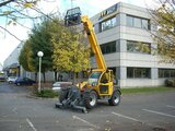 Chariot élévateur de chantier à portée fixe Manitou M26