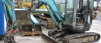 Kobelco SK 27 SR