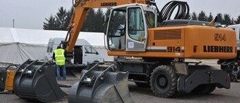 Liebherr A 914 C