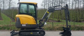 Volvo EC30