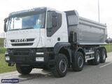 Camion benne PL Iveco Trakker