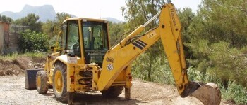 Komatsu WB 93R