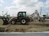 Tractopelle Terex 880