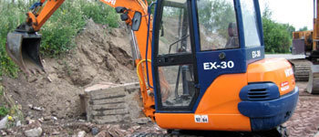 Hitachi EX30-7