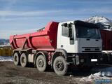 Camion benne PL Iveco Trakker