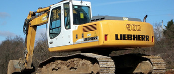 Liebherr R 900 C