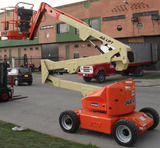 Nacelle automotrice télescopique ou articulée Jlg E 450