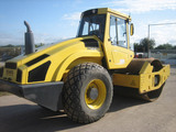 Compacteur vibrant monocylindre Bomag BW 211 D