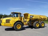 Tombereau articulé Volvo A25D