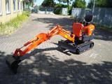 Mini-pelle hydraulique sur chenilles Kubota 800K 