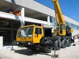 Grue mobile routière à flèche télescopique Liebherr LTM 1050