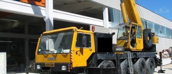 Liebherr LTM 1050