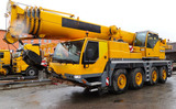 Grue mobile routière à flèche télescopique Liebherr LTM 1060