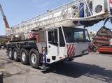 Grue mobile routière à flèche télescopique Liebherr AC 205