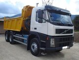 Camion benne PL Volvo .