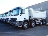 Camion benne PL Mercedes .