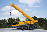 Grue mobile routière à flèche télescopique Liebherr LTM 1070