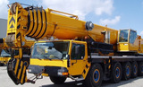 Grue mobile routière à flèche télescopique Liebherr LTM 1200-1