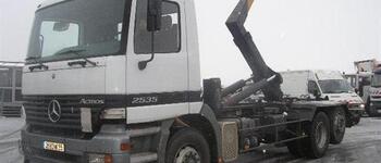 Mercedes ACTROS 2535