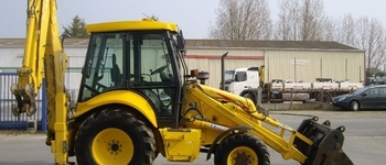 New holland LB95