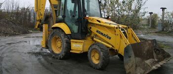 Komatsu WB 93R