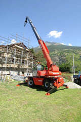 Chariot élévateur de chantier à portée variable Manitou MRT 2540