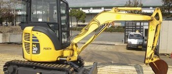 Komatsu PC 30