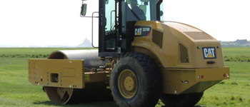 Caterpillar CS 76 B