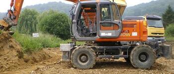 Hitachi ZX 130 W