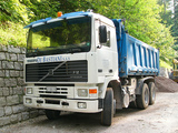 Camion benne PL Volvo .