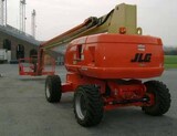 Nacelle automotrice télescopique ou articulée Jlg 860 AJ