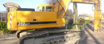 Hyundai R 250