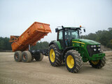 Tracteur avec benne John Deere 200 CH