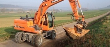 Doosan 130 W