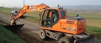 Doosan DX 140 W