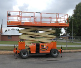 Nacelle automotrice à ciseaux Jlg 4394 RT