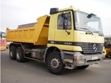 Camion benne PL Mercedes 330