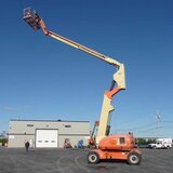 Nacelle automotrice télescopique ou articulée Jlg 800 AJ