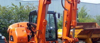 Doosan 8T