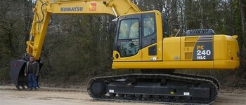 Komatsu PC 240 NLC