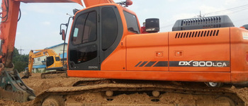 Doosan DX 300