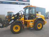 Chargeuse sur pneus Jcb 411 HT