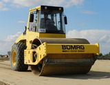 Compacteur vibrant monocylindre Bomag BW 214 DH