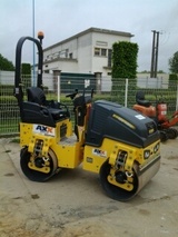 Compacteur vibrant tandem Bomag BW 100