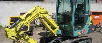 Yanmar B 25