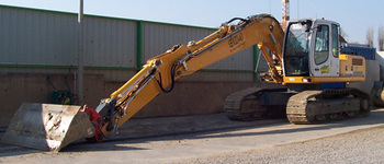 Liebherr R 904